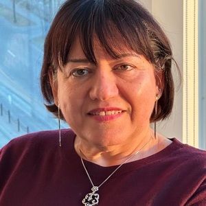 Meet your Posher, Samia